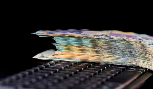 Un bărbat din Iași a plătit 165.000 de lei, ca să scoată un demon din soția sa, fără factură