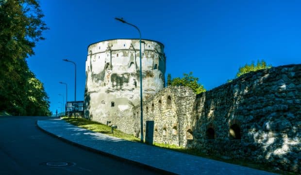Bijuteria istorică din Brașov care revine la viață: Cum este restaurat un celebru bastion cu 10 milioane de lei
