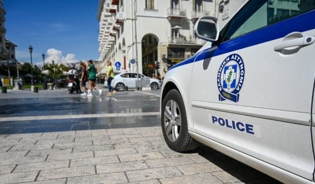 Amendă de 1.200 de euro și mașina confiscată pe loc pentru șoferii care conduc beți în Grecia și depășesc această limită