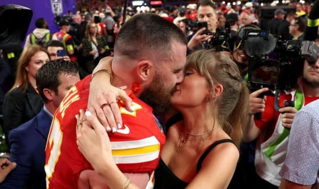 Taylor Swift și Travis Kelce, nuntă secretă cu peste 1.000 de invitați. Indiciul care a declanșat un val uriaș de speculații