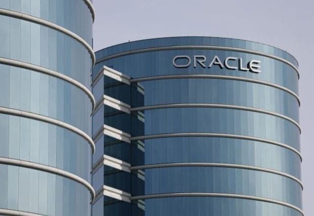 Oracle, Amazon și Meta au concediat zeci de mii de angajați în ultimul an, în urma impementării tehnologiilor AI