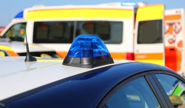 Doi muncitori români au fost grav răniți, după ce schela pe care lucrau s-a prăbușit de la etajul patru, în Roma