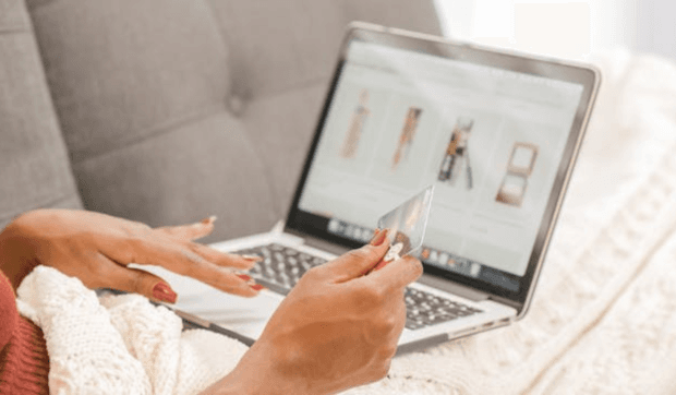 Piețele digitale care schimbă regulile jocului pentru antreprenorii români