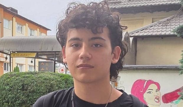Cum a luat Luca nota 10 la matematică la cea mai grea Evaluare Națională din ultimii 14 ani. Trucul din ultima săptămână: „Am închis cărțile și telefonul”