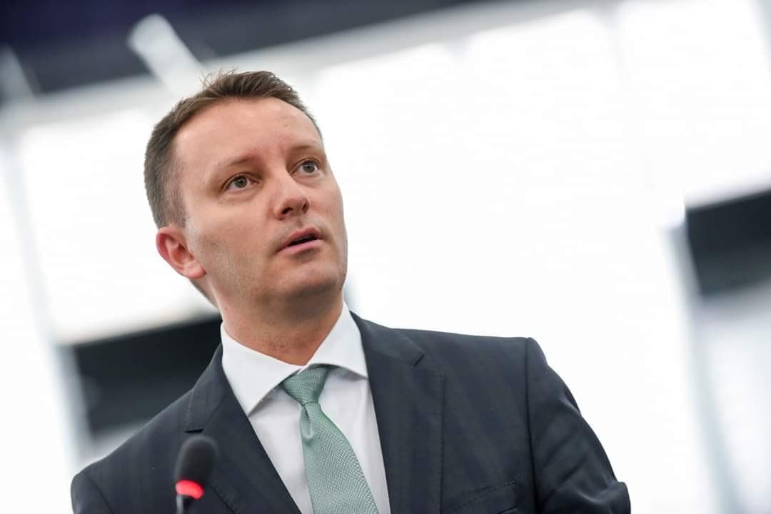 Câciu: Tind să cred că va fi un Guvern PSD-PNL-UDMR / Replica lui Mureșan: PNL nu mai face coaliție cu PSD. Vedem că PSD vrea să ne separe de USR. Nu se va întâmpla