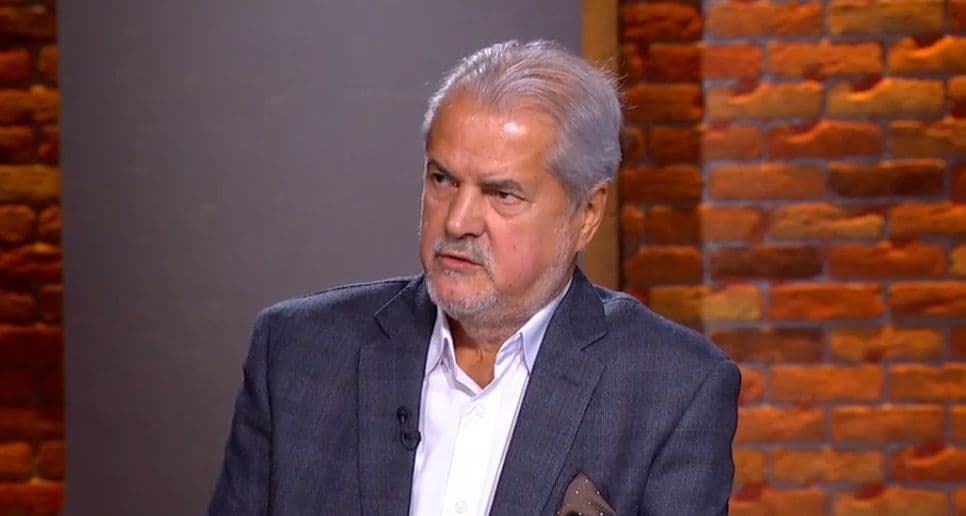 „Pare că ne pregătim să intrăm în Al doilea război mondial”: Adrian Năstase, fostul premier al României, critică achizițiile de arme prin programul SAFE
