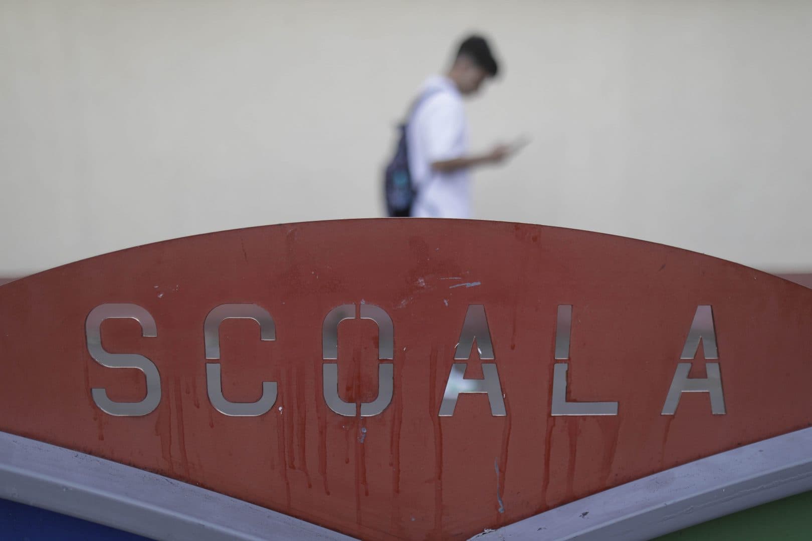 Elevii revin în bănci după Paște, dar nu toți au același program. Când termină fiecare clasă cursurile în 2026