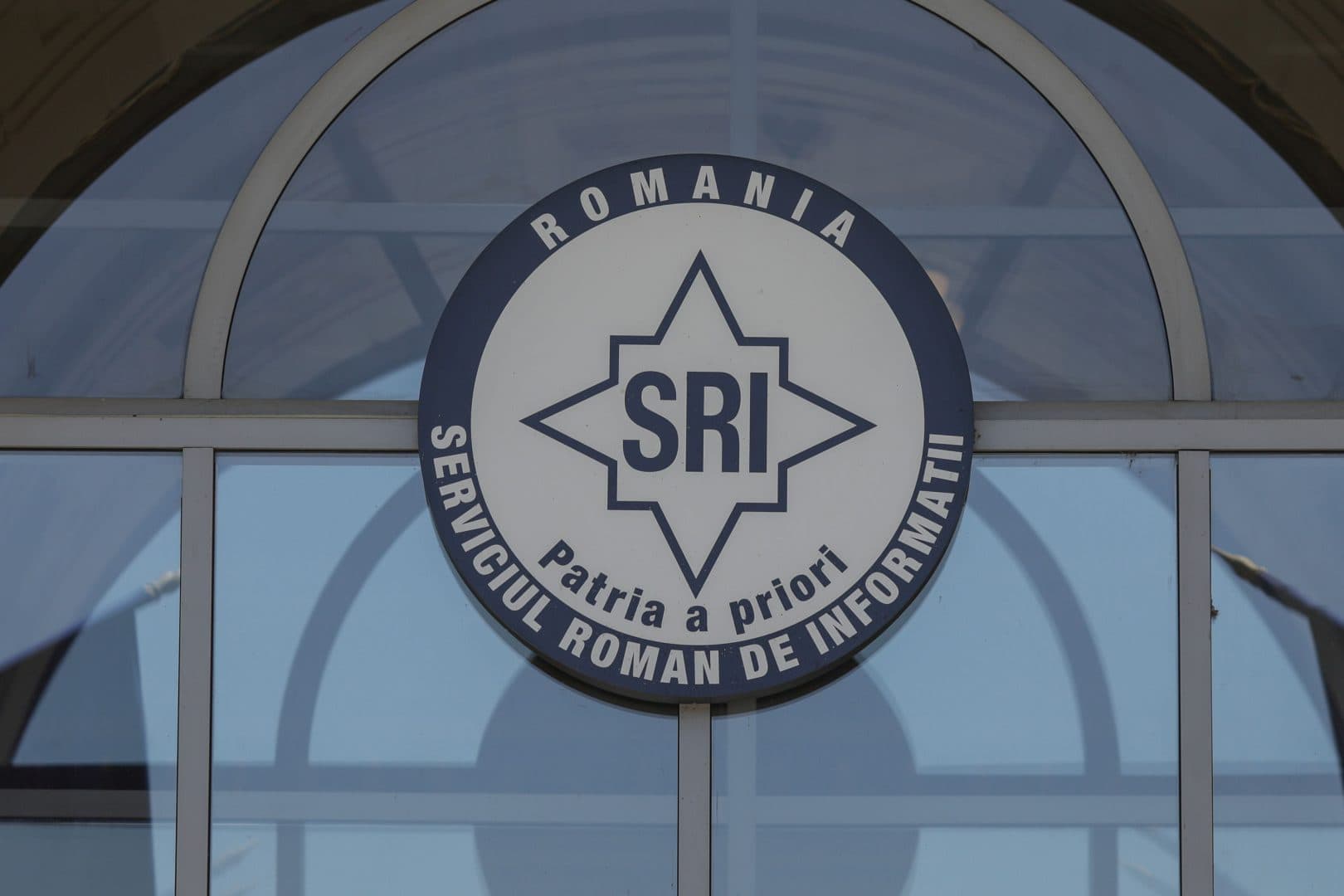 SRI: Cetățean marocan, expulzat din România. Era în stadiu avansat de radicalizare, în etapa pre-acţională