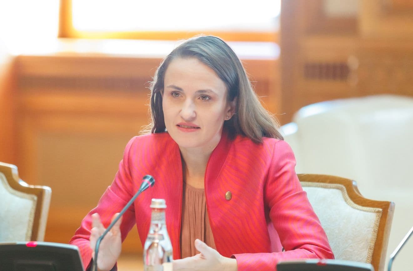 Oana Țoiu a vorbit cu ministrul de Externe al Iranului. Ce au discutat după ce Mark Rutte a lăudat România pentru ajutorul dat SUA în război