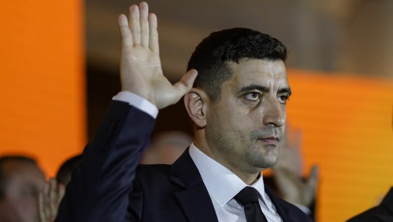 Mohammad Murad: Simion a negociat cu PSD ca AUR să primească 4 ministere în Guvernul Veștea. El s-a răzgândit în ultimul moment. Noi, în partid, fierbeam că nu știam ce avem de făcut
