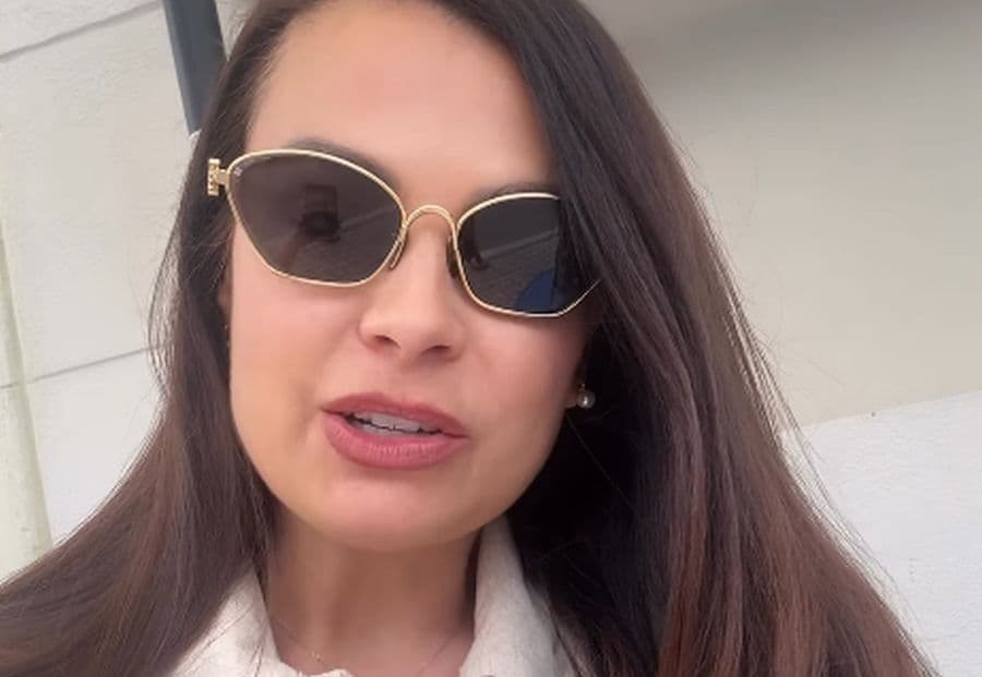 Anca Serea, enervată de gestul unei șoferițe în trafic: „E o vorbă la noi în Moldova – ca boul la poartă nouă. Așa mă uitam și eu”. Întâmplarea a generat o dezbatere aprinsă