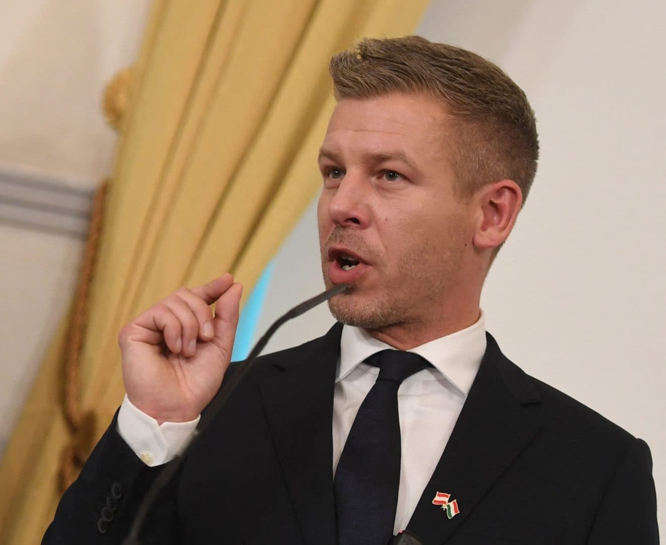 Lovitură la vârful puterii din Ungaria! Peter Magyar își taie salariul și anunță reduceri dure pentru politicieni: „Trebuie să dăm un exemplu”