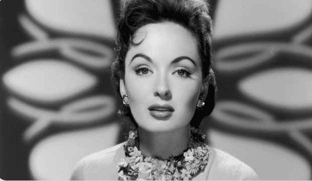 (VIDEO) A murit una dintre ultimele legende ale Epocii de Aur Hollywood. A jucat alături de Joan Crawford la doar 16 ani