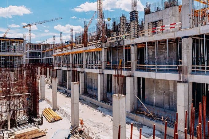 Cum avansează lucrările la Spitalul Regional de Urgență Craiova. Construcții Erbașu: Circa 600 de oameni sunt zi de zi prezenți pe șantier (FOTO)
