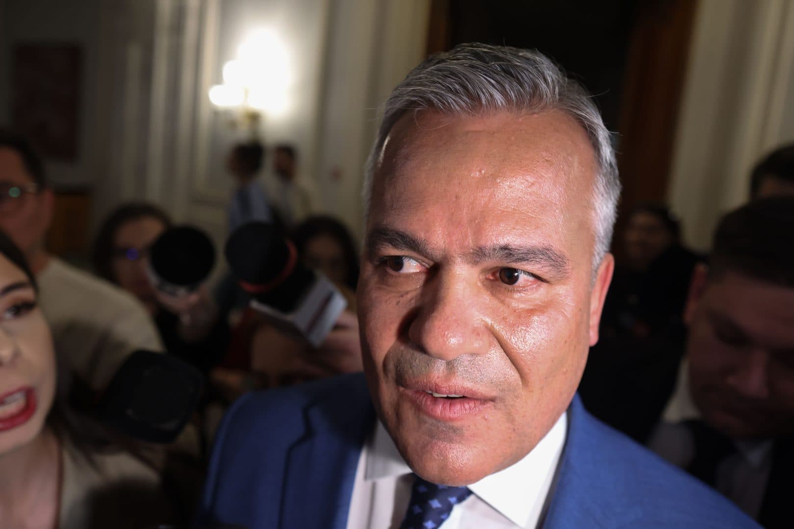 Lider PNL, ironii pe seama Guvernului Veștea: „Uneori, politica devine atât de absurdă încât nu mai are nevoie de caricaturi”