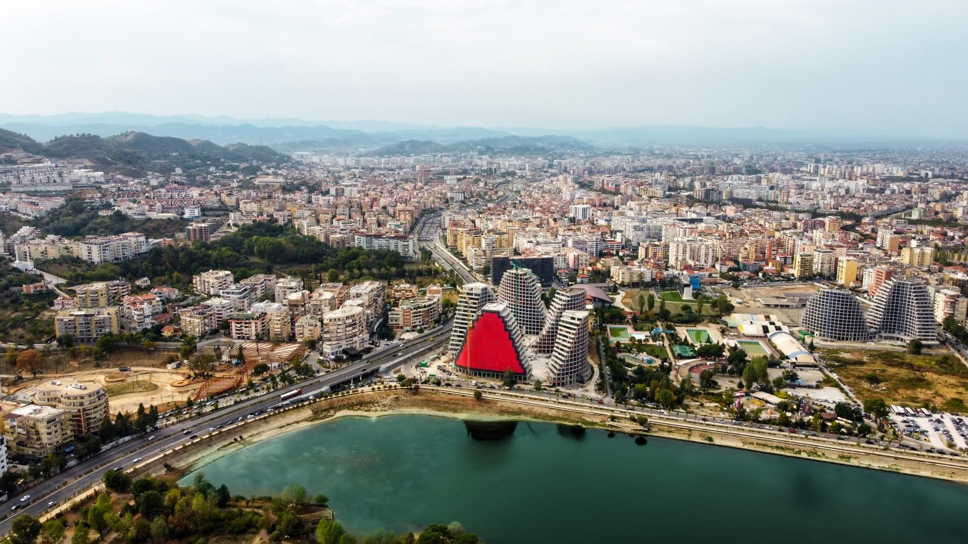 Albania, destinația care cucerește tot mai mulți români. Cât costă un sejur în 2026: „Prețurile sunt rezonabile”