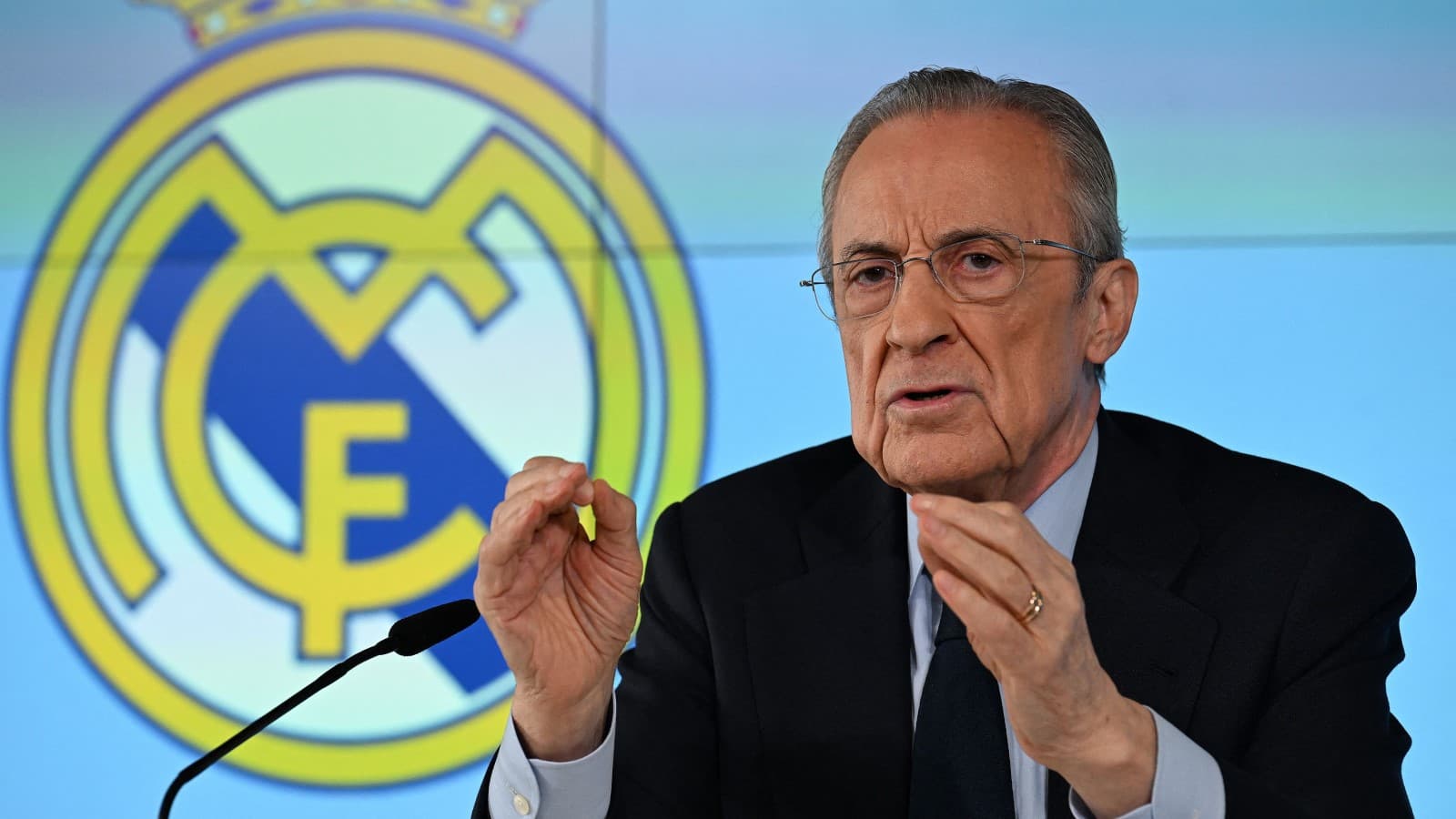 Campania pentru președinția lui Real Madrid intră în linie dreaptă. Florentino Perez promite cel mai mare transfer din istoria clubului