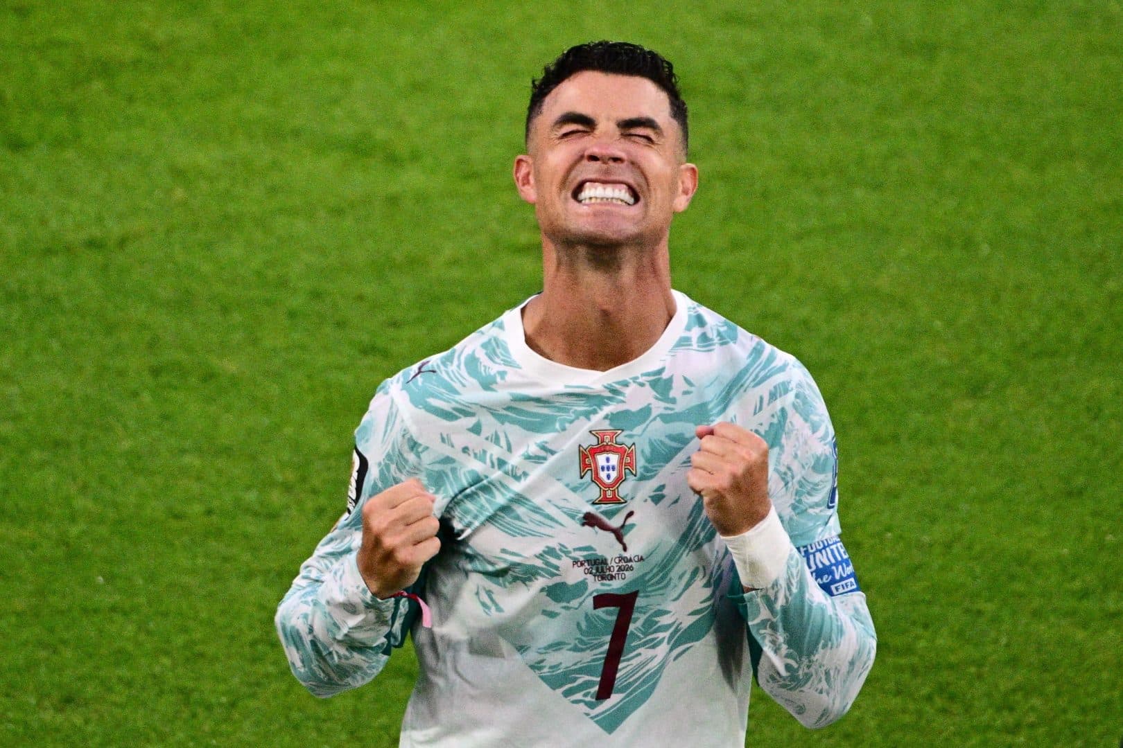 Cristiano Ronaldo, dezlănțuit împotriva contestatarilor: „Nu mă retrag când vreți voi. Niște gunoaie!”