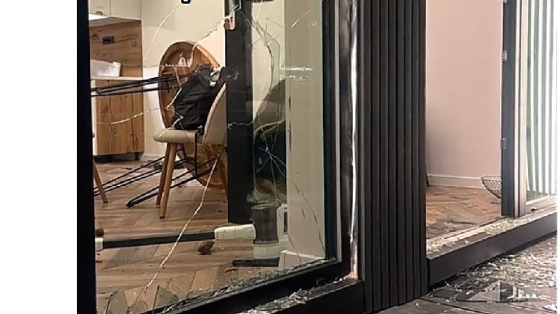 Un turist beat a făcut prăpăd într-o pensiune din Dâmboviţa. Prejudiciul e uriaș. Poliția a deschis dosar penal (VIDEO)