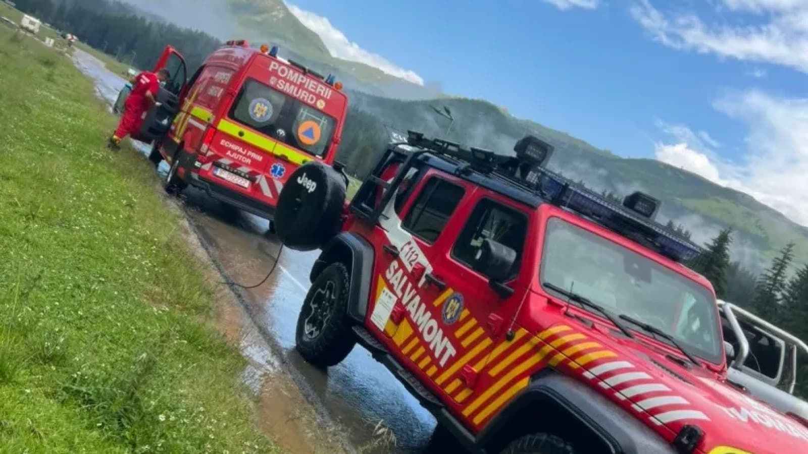 Intervenție de urgență în zona montană Padina. O femeie a fost lovită de trăsnet. Cum au intervenit salvatorii