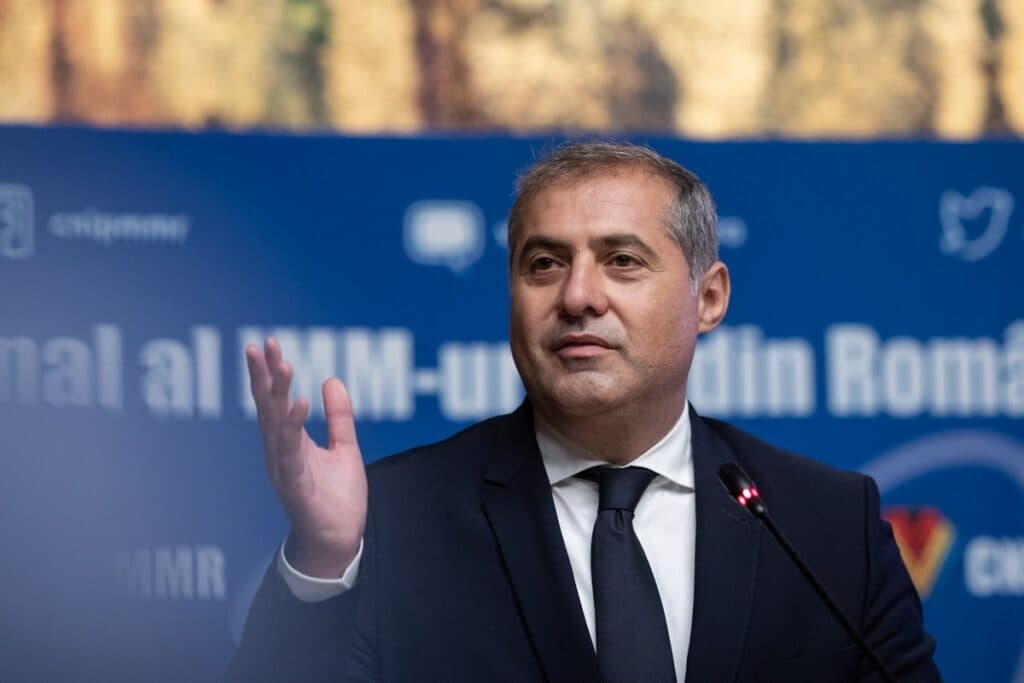 Președintele IMM România: mediul de afaceri devine „politicodependent”, odată cu incertitudinea guvernamentală