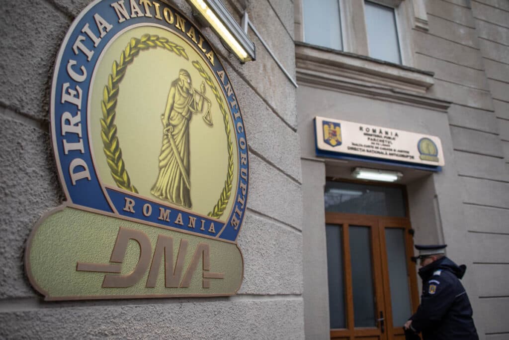 DNA cumpără echipamente microtehnologice de supraveghere şi înregistrare ca să poată lupta mai abitir împotriva corupţiei pe fonduri europene