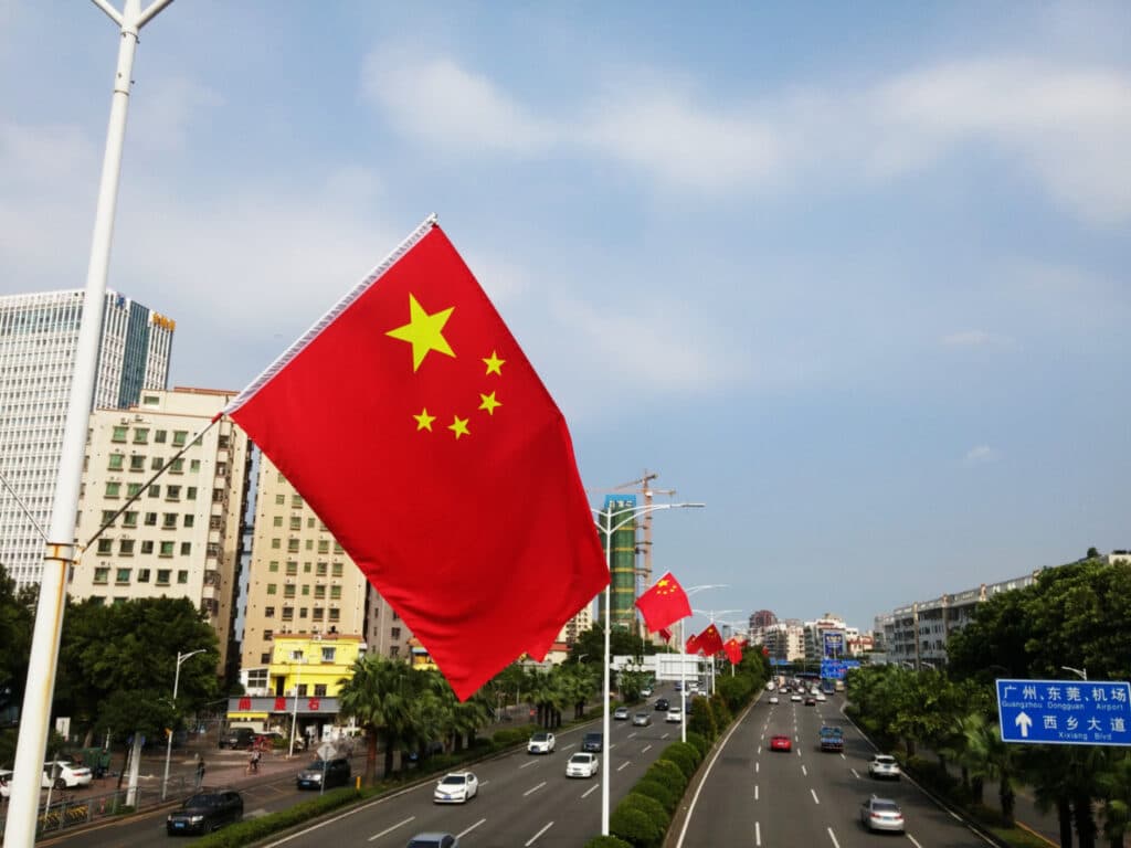 China vrea automobile electrice mai mici și mai ușoare, după ce bateriile uriașe au dus la creșterea dimensiunilor mașinilor