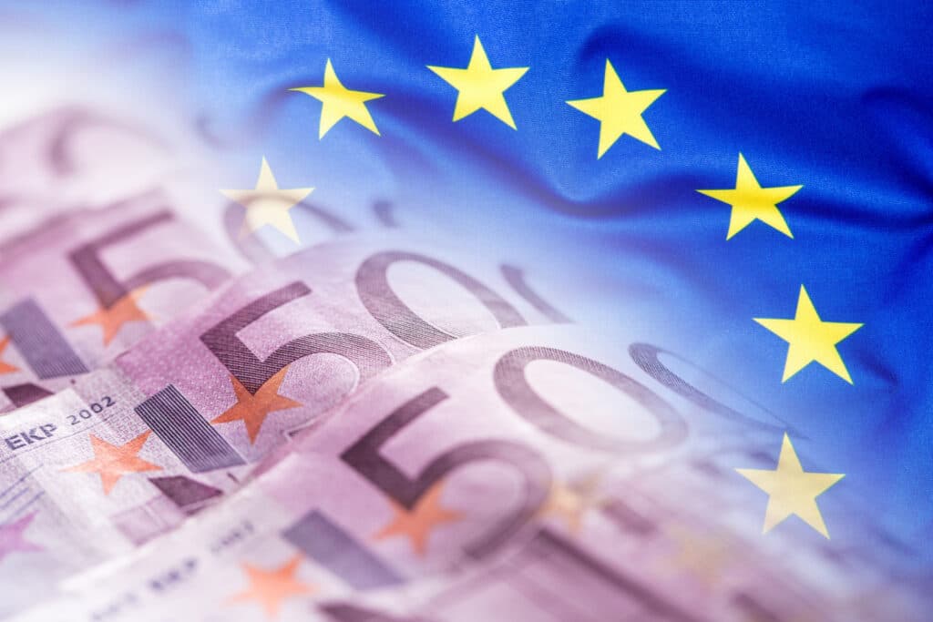 Încrederea investitorilor în economia zonei euro a crescut în iunie, pentru a doua lună consecutiv
