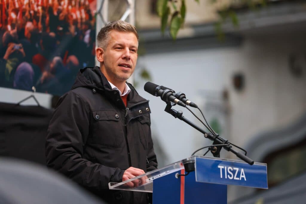 Péter Magyar a formulat cerințe similare cu cele ale lui Viktor Orbán înainte de a susține aderarea Ucrainei la UE