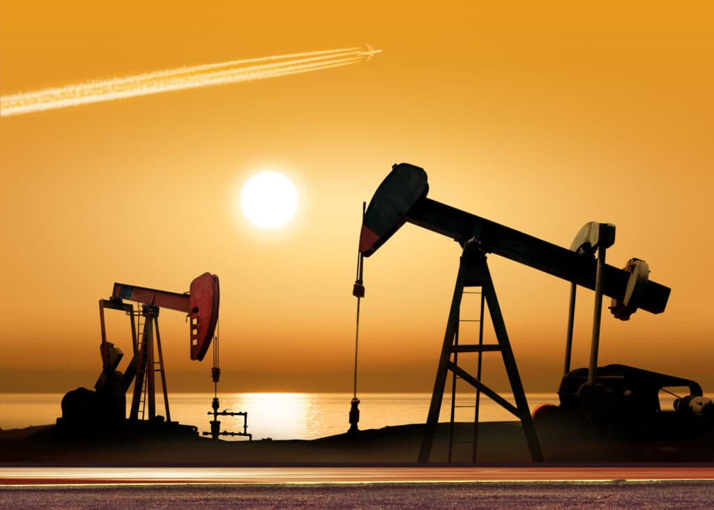 Prețurile petrolului încep săptămâna în scădere, după progrese în discuțiile SUA–Iran privind Strâmtoarea Ormuz