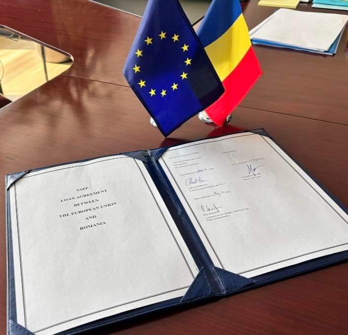 Ministrul Economiei, Irineu Darău, despre semnarea contractului pentru programul SAFE: O parte semnificativă a armamentului şi muniţiei standard NATO va fi fabricată integral de industria noastră