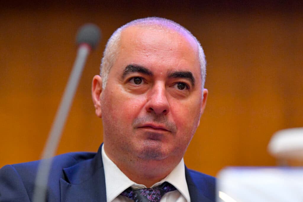 Ciprian Dascălu (BCR): România riscă o recesiune anuală în 2026 și intră într-o „convalescență” economică. Fondurile europene, un motor care pierde din turație. Nu cred în downgrade anul acesta
