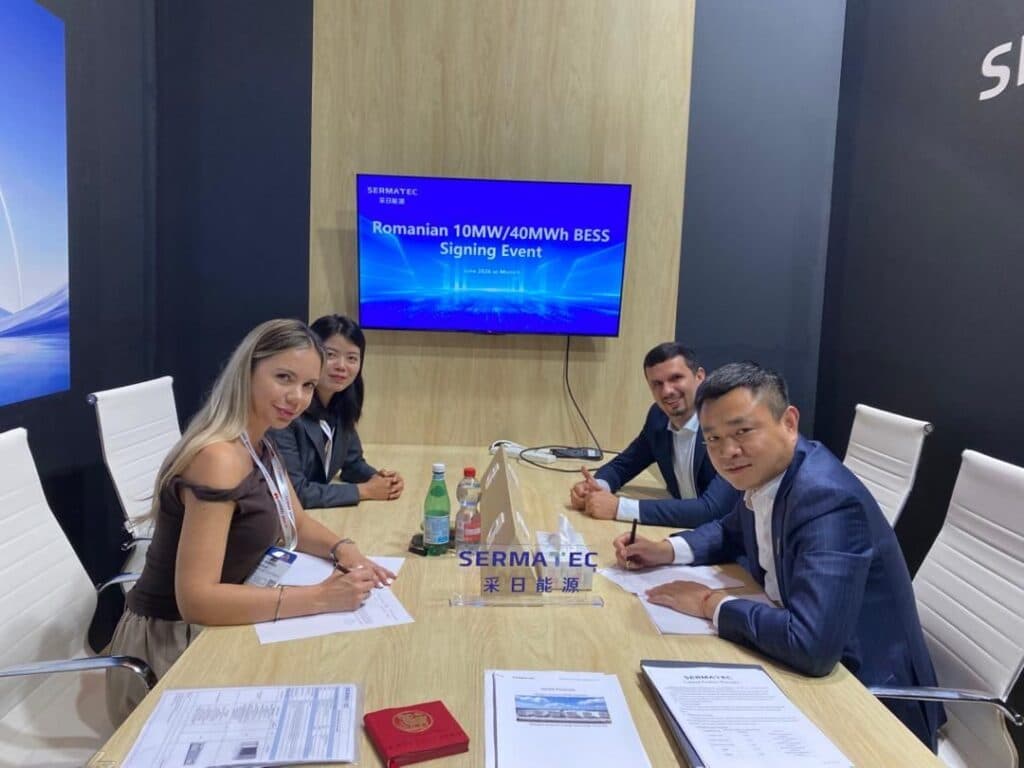 Compania chineză Sermatec intră pe piața de stocare a energiei din România cu un proiect de baterii de 10 MW / 40 MWh în județul Olt