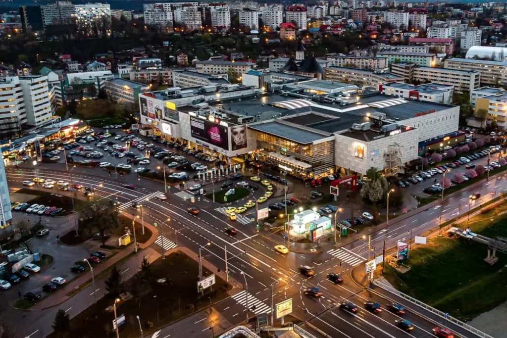 Investiție de 9 milioane de euro în Iulius Mall Iași pentru modernizare și extindere