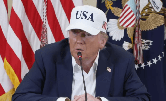 Trump se declară foarte optimist înaintea negocierilor de pace cu Iranul care vor avea loc în Pakistan