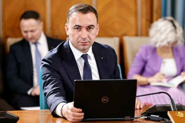 Reducerea accizei la motorină ar trebui să fie prelungită cel puţin încă trei luni – Bogdan Ivan, la audieri