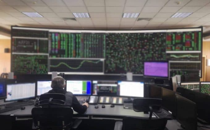 Transelectrica: sistemul energetic întâmpină un “grad ridicat de solicitare” după oprirea completă a centralei nucleare