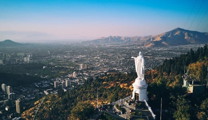 Revoluţie economică în Chile. Undă verde pentru reforma preşedintelui Kast