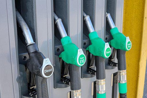 Criză carburanţi – Australia înjumătăţeşte accizele şi reduce taxa rutieră