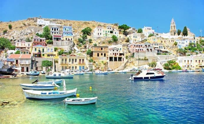 Unde merg miliardele de euro în turismul din Grecia? Hotelurile și vilele de închiriat generează cifre record