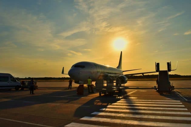 INS: Transportul aeroportuar de mărfuri a crescut cu 13,4% în primul trimestru din 2026