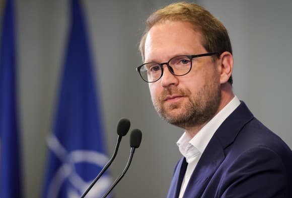 Dominic Fritz anunță că va sta de vorbă cu Tomac din respect pentru președinte și cu responsabilitate pentru țară