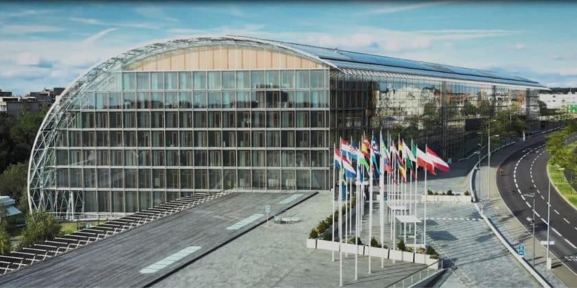 BEI acordă un împrumut record gigantului european Airbus