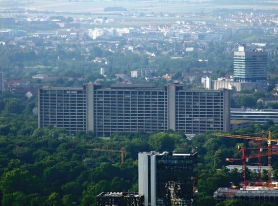 Bundensbank prognozează că economia germană ar urma să revină la o creștere modestă în această toamnă