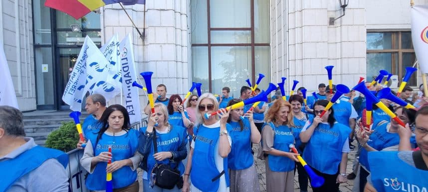 Federația Solidaritatea solicită creșterea cu 50% a coeficienților de salarizare pentru angajații din Ministerul Finanțelor și anunță un protest pentru mâine