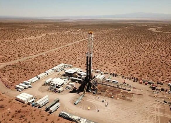 Eni a cumpărat 32% din trei zăcăminte din Argentina pentru a stimula exporturile de GNL