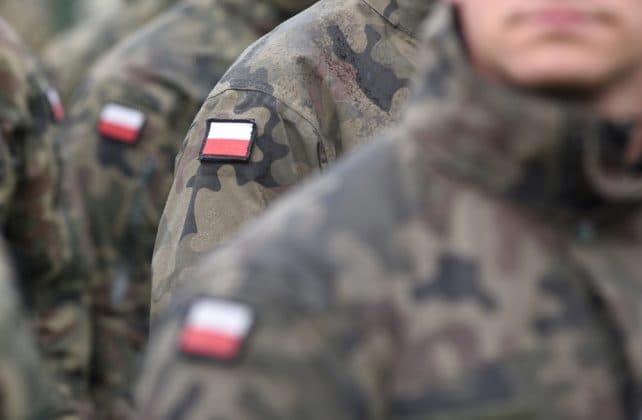 Grupul de la Visegrad – Miniştrii apărării din Polonia, Ungaria, Cehia şi Slovacia au convenit întărirea cooperării militare