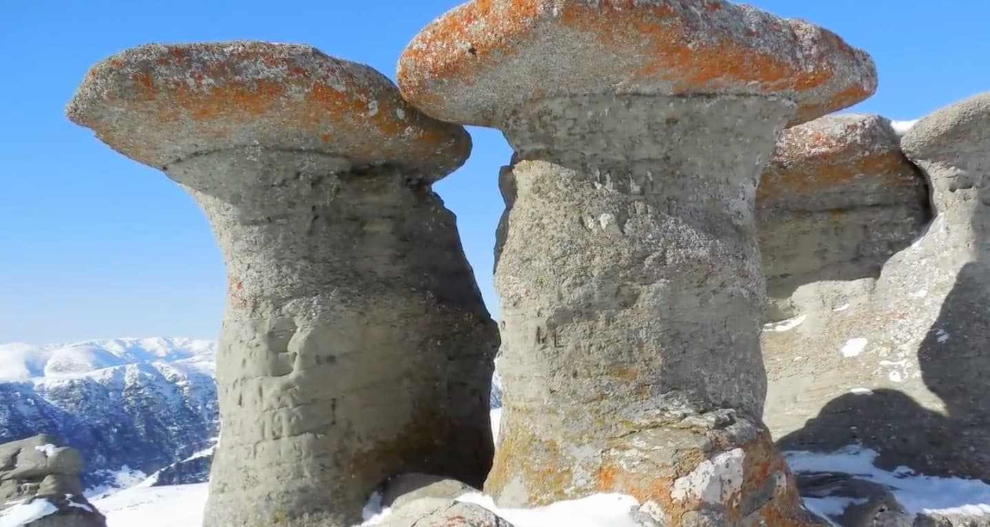 Monumentele naturale Babele şi Sfinxul rămân în administrarea judeţului Dâmboviţa, după 25 de ani de procese cu orașul Bușteni din județul Prahova / Președintele CJ Dâmbovița: „S-a făcut dreptate”