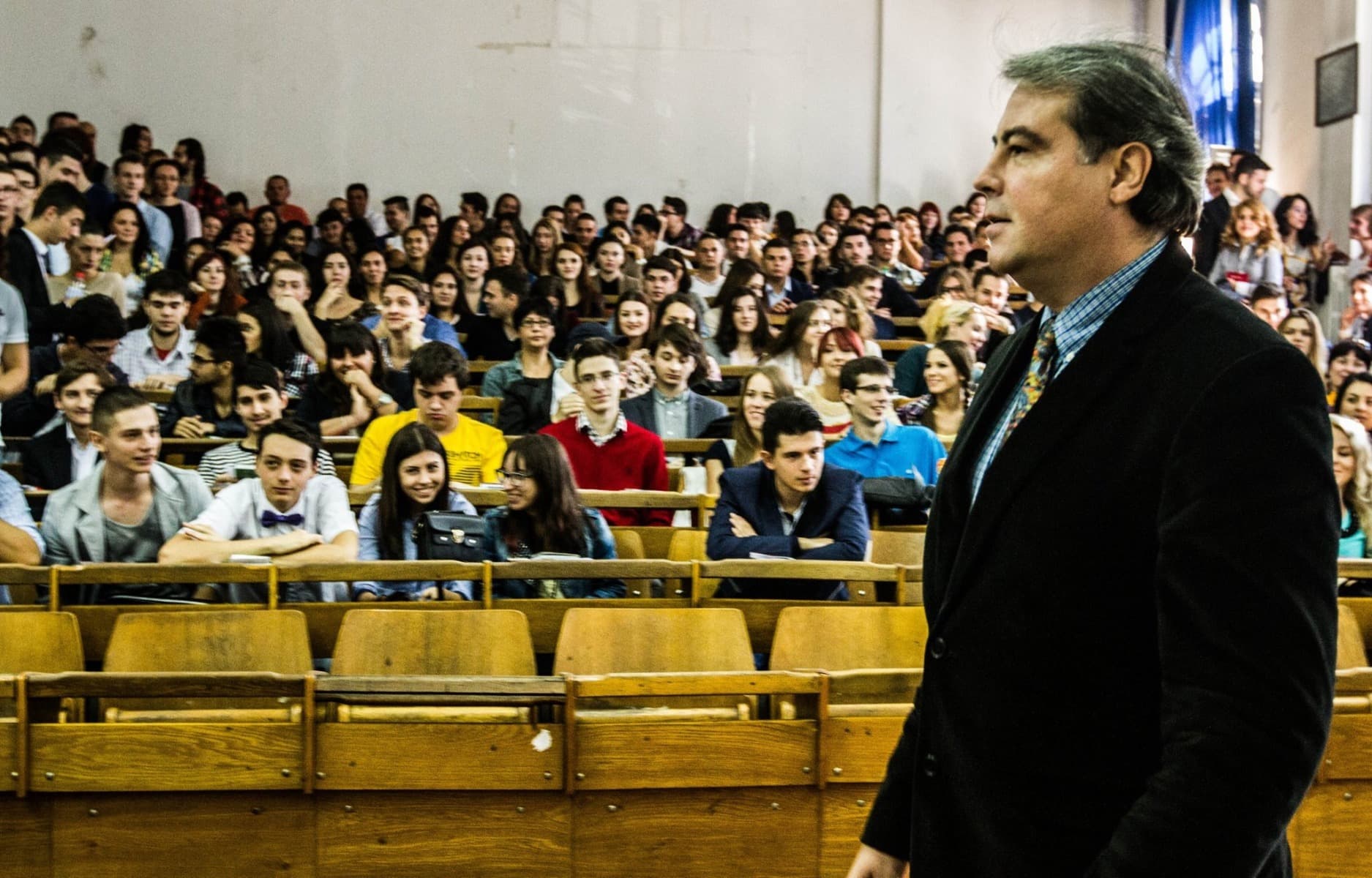 Emilia Șercan a câștigat procesul penal intentat lui Adrian Cioroianu, care, ca director al Bibliotecii Naționale, a divulgat public că jurnalista investiga doctoratul lui Mircea Geoană