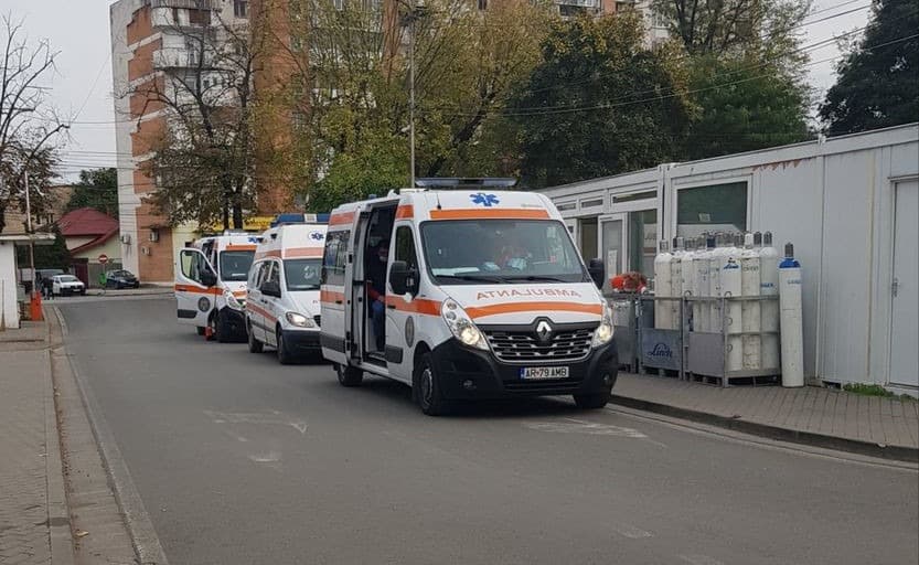 Juniorii echipei Steaua București au ajuns la spitalul din Arad / Mai mulți copii au simptome de toxiinfecție alimentară